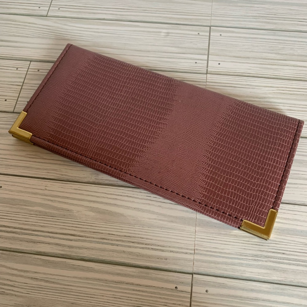 Elegant pink Wallet with Gold Accents business card holder